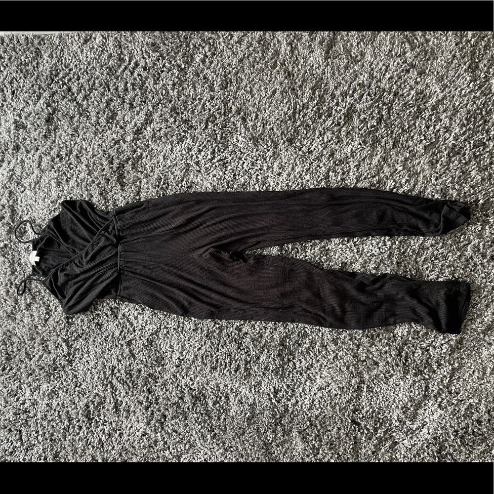 NYTT Black Racerback Jumpsuit - Picture 2 of 3
